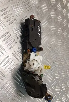 Subaru Legacy Front door lock