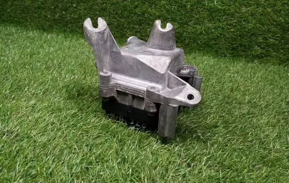 Mercedes-Benz E W211 Electric engine pre-heating system (optional) A0001591104 9849183 02T122
