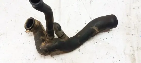 Volkswagen PASSAT B3 Air intake hose/pipe 357129627B