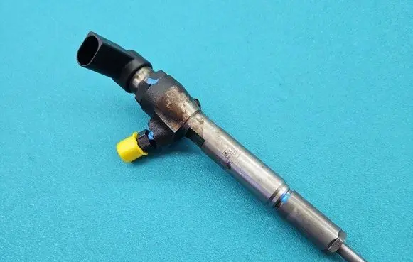 Renault Scenic II - Grand scenic II Fuel injector 8200380253 IMPRK1403381