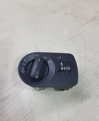 Light switch
