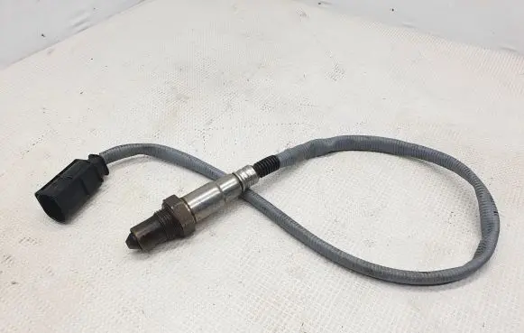 Mercedes-Benz C W205 Lambda probe sensor 0075121618 0281004205