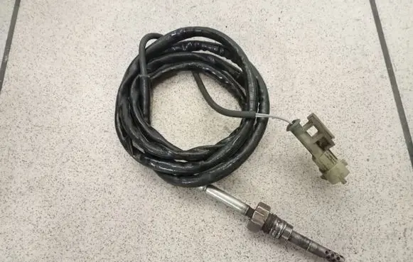 Opel Astra H Exhaust gas temperature sensor 55566621