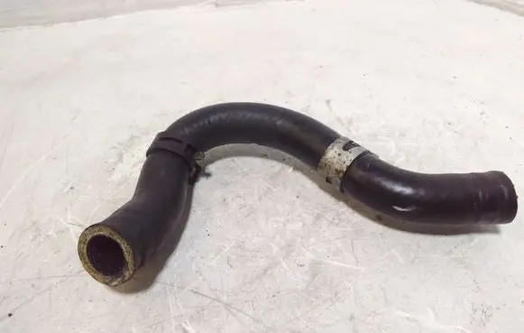 Toyota Yaris Engine coolant pipe/hose
