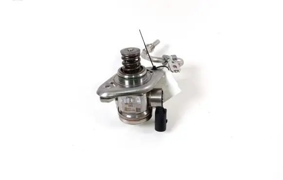 Dacia Sandero III Fuel injection high pressure pump 166303162R