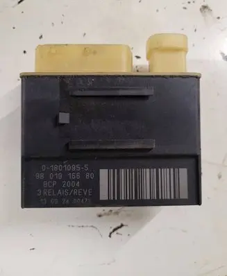 Coolant fan relay