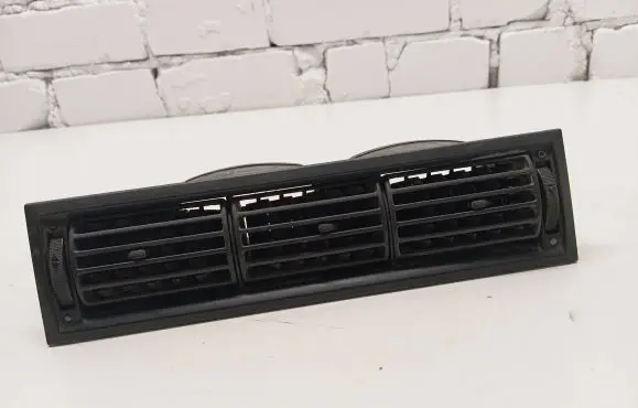 Volkswagen Transporter - Caravelle T4 Dash center air vent grill 2D2819703A 701819709B 7D1879703A