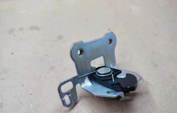 Mercedes-Benz E W212 Seat back rest lock catch A2049200572