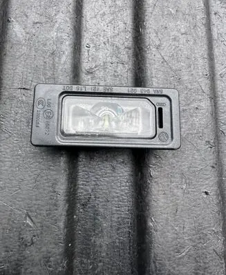 Audi A4 S4 B9 8W Number plate light 5NA943021 21011169
