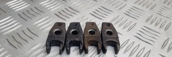 Peugeot Partner Fuel Injector clamp holder 920202