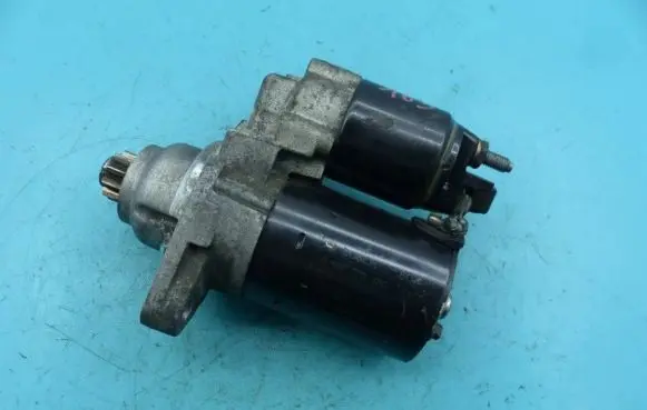Skoda Fabia Mk1 (6Y) Starter motor 0001120400 IMPRK1143165