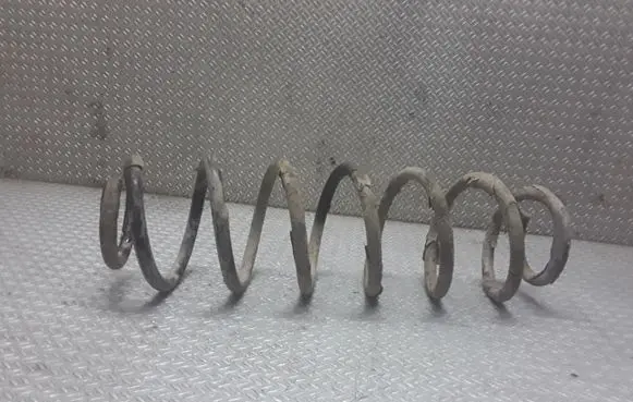 Volkswagen Polo Rear coil spring