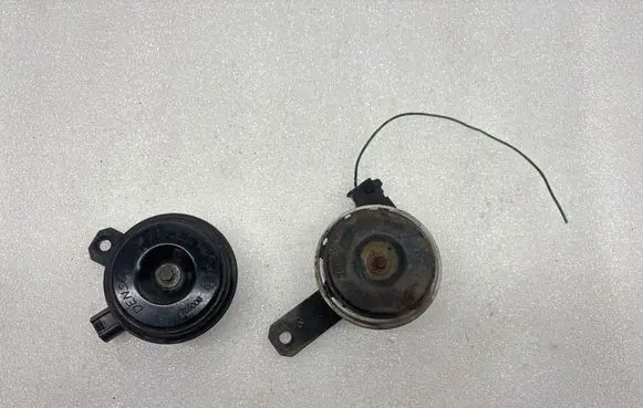 Opel Frontera B Horn signal 8971486132 JK0721009022