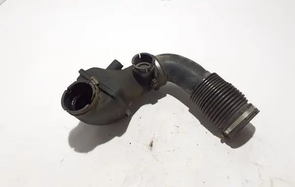 Mercedes-Benz B W246 W242 Air intake hose/pipe A6510900309