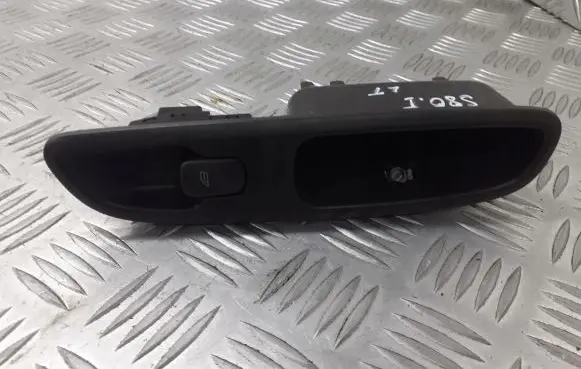 Volvo S80 Quarter vent window switch 9193301
