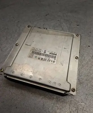Mercedes-Benz CLK A209 C209 Engine control unit/module A6121536879 28RTE357 0281011471