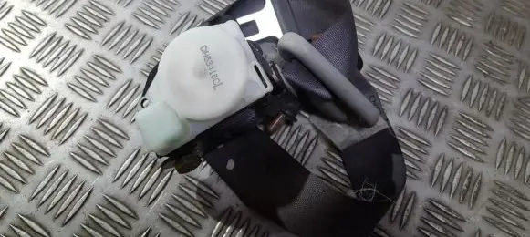 Mazda MPV Rear seatbelt LC64 N1831