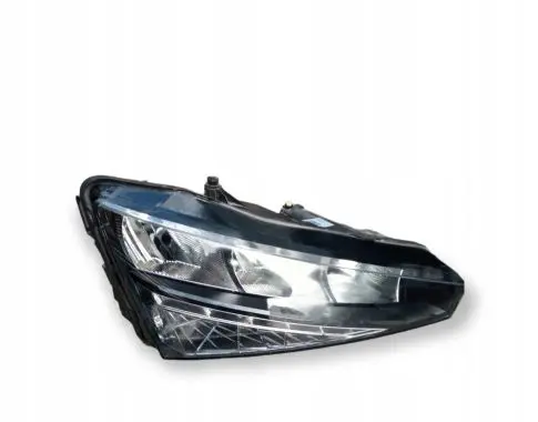 Skoda Scala Headlight/headlamp 657941016