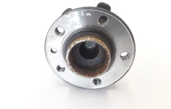 Volvo V60 Rear wheel hub 31329968