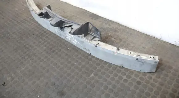 Opel Zafira B Front bumper support beam