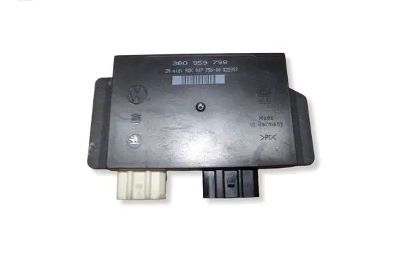 Volkswagen PASSAT B5 Comfort/convenience module 3B0959798