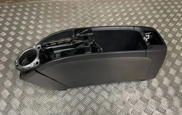 BMW i3 Center console 9311756