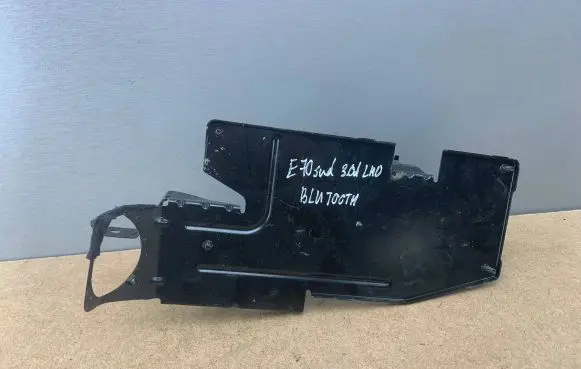 BMW X5 E70 Bluetooth control unit holder 6969560 65156969560