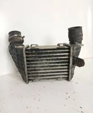 Volkswagen Golf III Intercooler radiator
