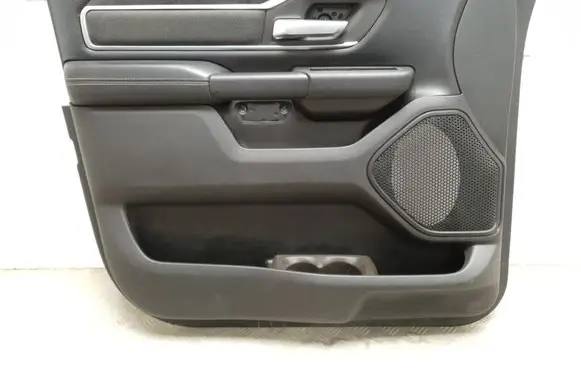 Dodge RAM Front door card panel trim FC00AAW46963