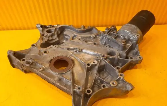 Mercedes-Benz C W205 Timing chain cover A2760150100