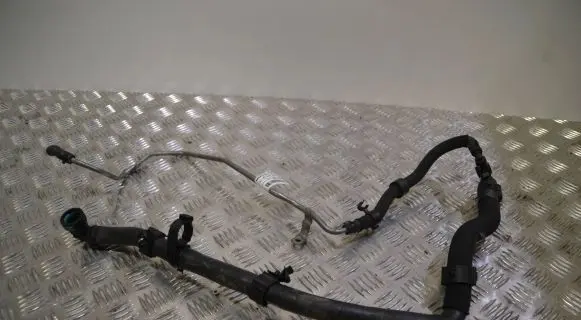Jaguar F-Pace Engine coolant pipe/hose M8A28C500AE