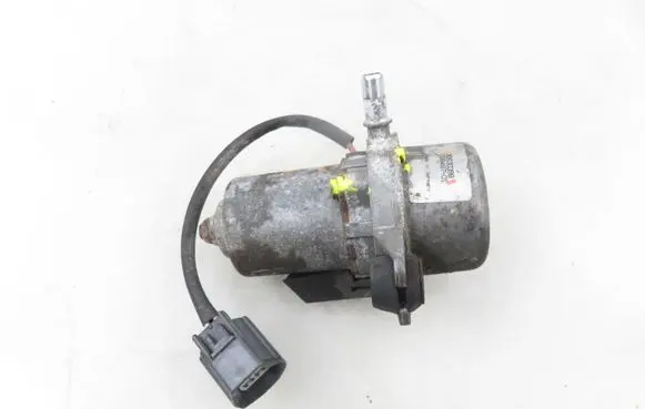 Volvo XC90 Vacuum pump 30630398