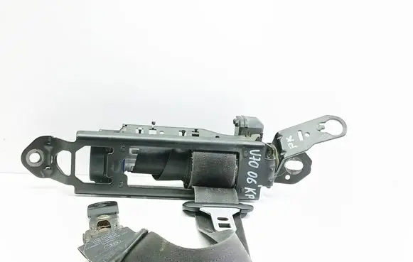 Volvo S60 Front seatbelt E504259 1000043