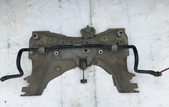 Renault Captur Front axle beam 544011380R
