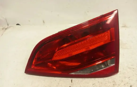 Audi A4 S4 B8 8K Tailgate rear/tail lights 166974