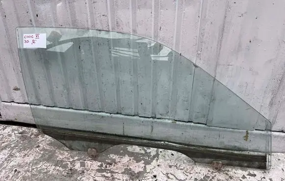 Honda Civic Front door window/glass (coupe) 43R001070