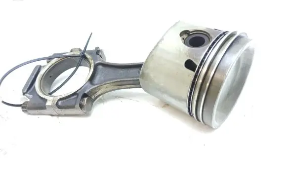 Jaguar XJS Piston with connecting rod C39910S F41140A
