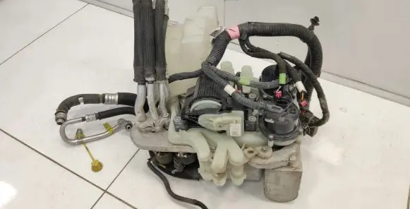 Tesla Model 3 Air conditioning (A/C) compressor (pump) 152300700E