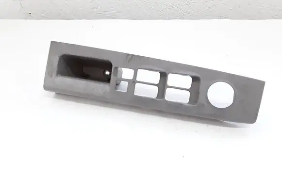 KIA Sorento Front door interior handle trim 478490W110 478490B