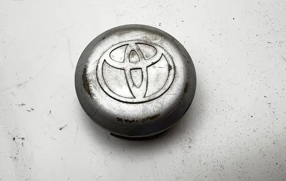 Toyota Avensis T220 Original wheel cap 426030503000