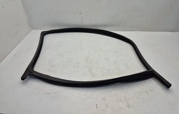 Peugeot Bipper Rubber seal front coupe door window 9300V2