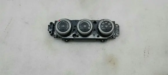 Mitsubishi Lancer X Climate control unit 7820A081XB