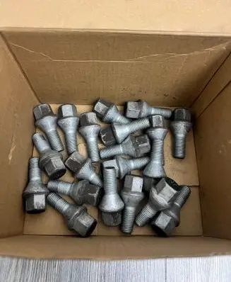 Renault Megane IV Nuts/bolts 