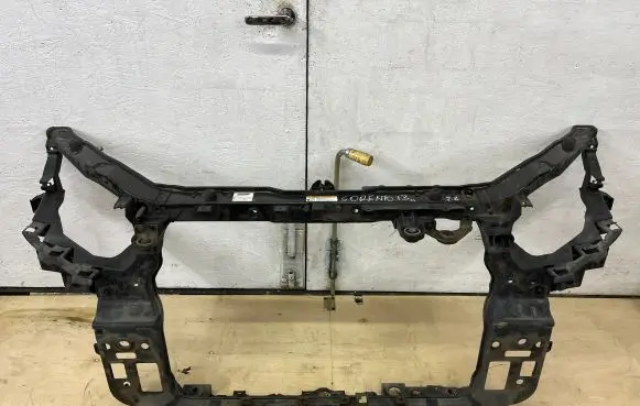 KIA Sorento Radiator support slam panel
