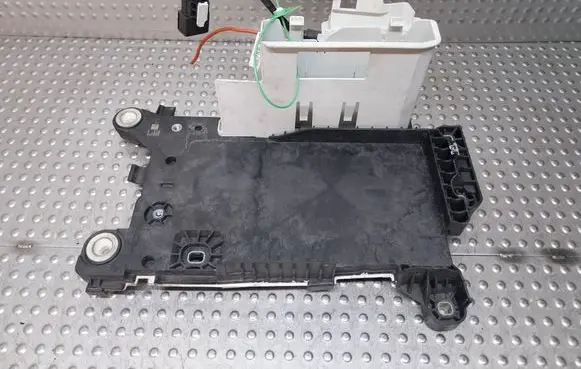 BMW X1 F48 F49 Battery box tray S26380489 7641797