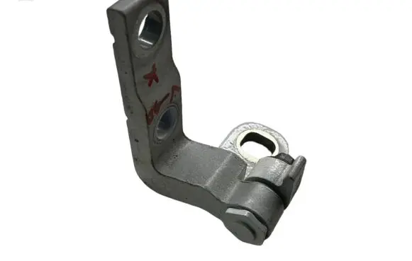 Volvo V40 Front door upper hinge 31352690
