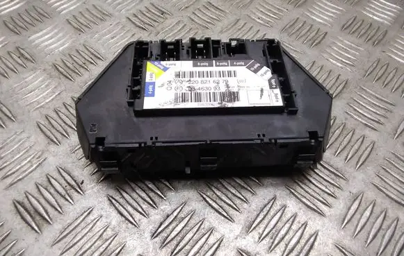 Mercedes-Benz S W220 Door control unit/module 2208216279 03463093