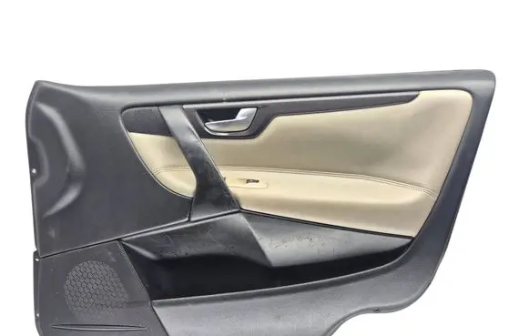 Volvo V70 Front door card panel trim 39981186 17022004