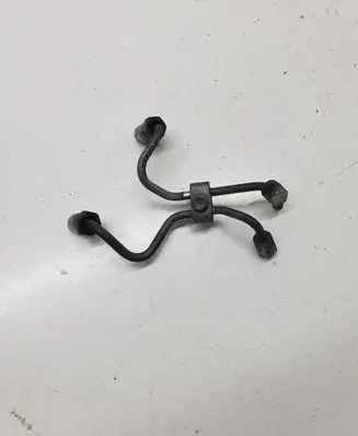 Toyota RAV 4 (XA30) Fuel injector supply line/pipe 