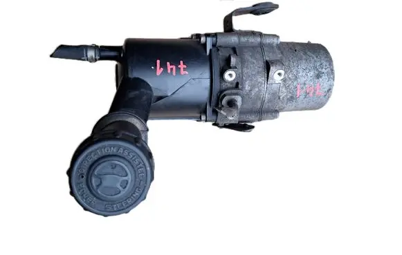Citroen DS4 Power steering pump 9675674180